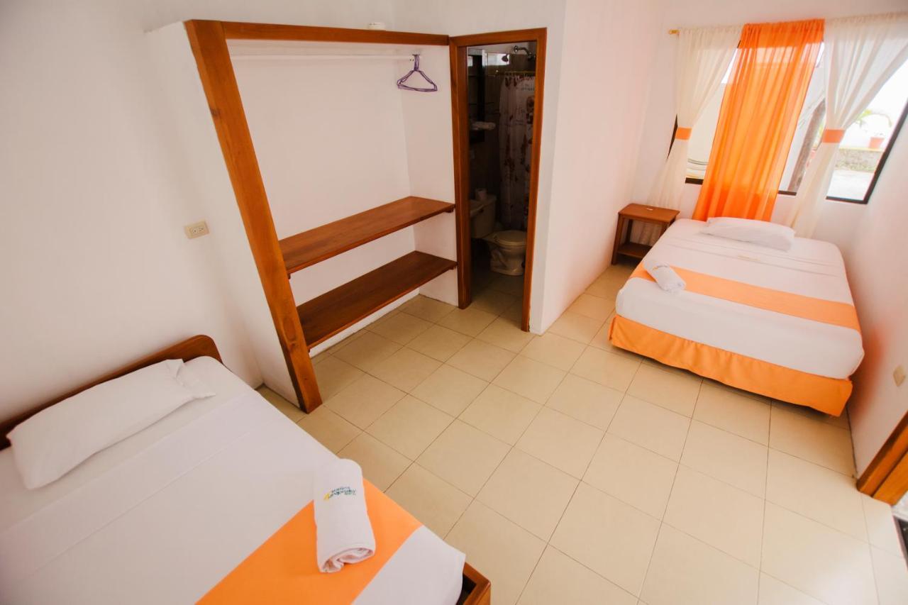 Hostal Suenos Silvestres Пуэрто-Айора Экстерьер фото