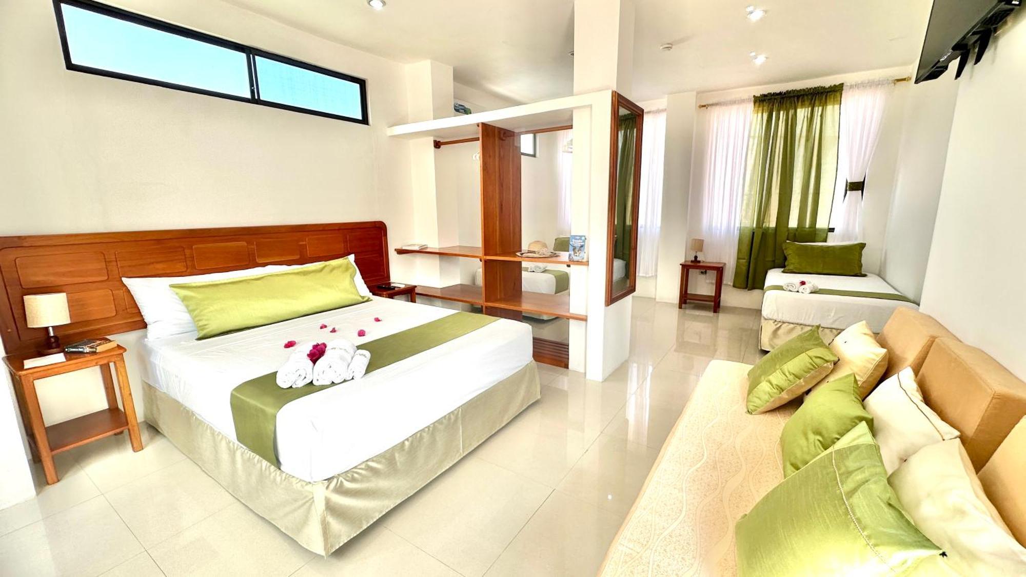 Hostal Suenos Silvestres Пуэрто-Айора Экстерьер фото