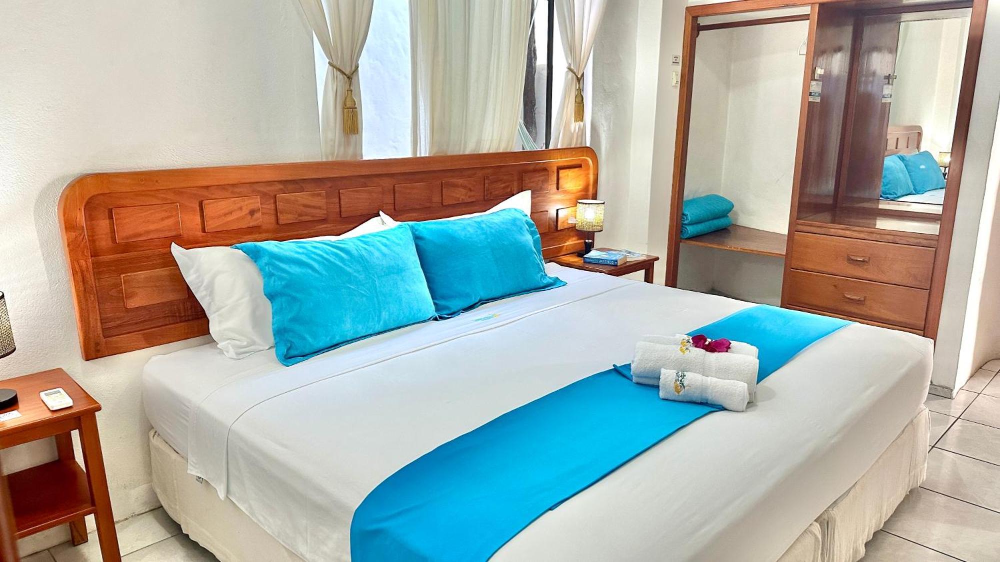 Hostal Suenos Silvestres Пуэрто-Айора Экстерьер фото