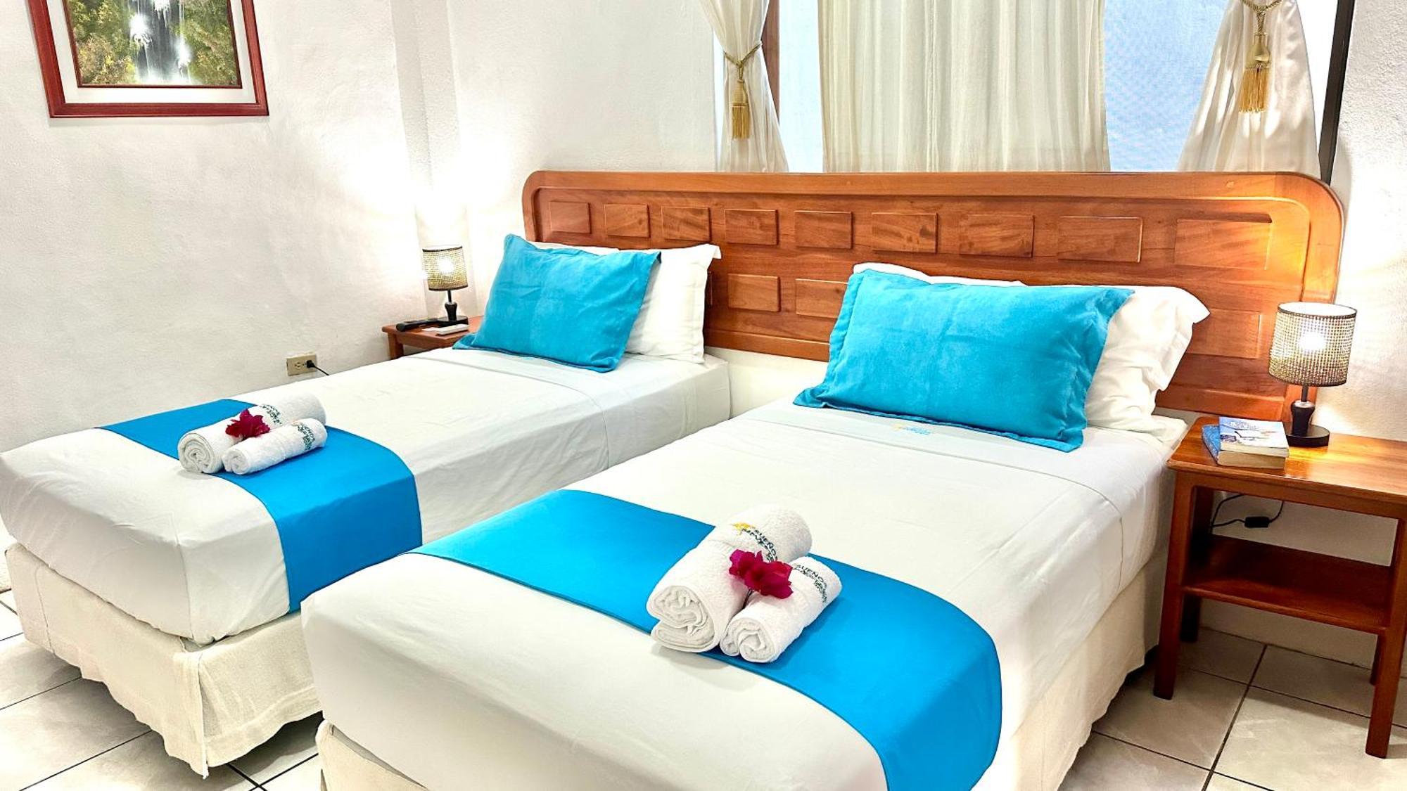 Hostal Suenos Silvestres Пуэрто-Айора Экстерьер фото