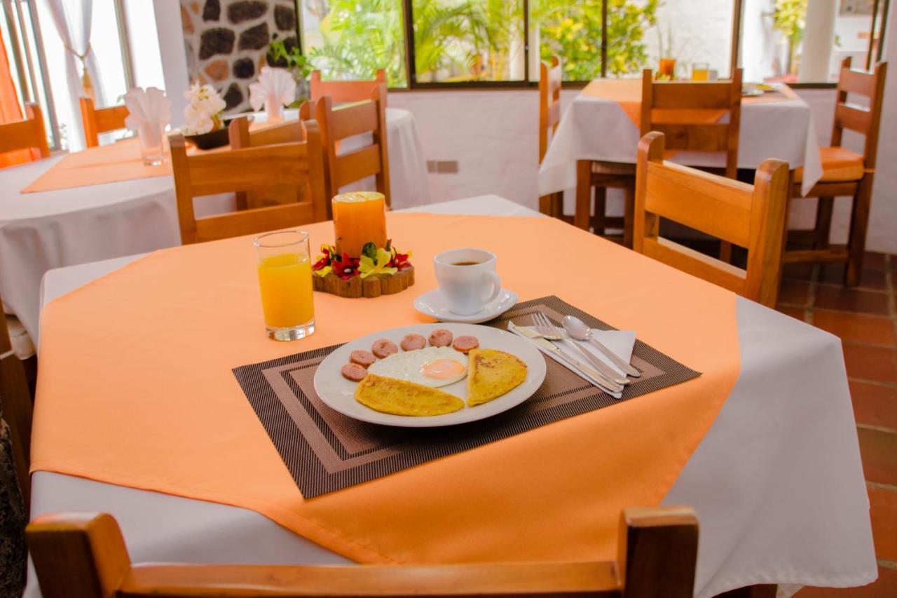 Hostal Suenos Silvestres Пуэрто-Айора Экстерьер фото